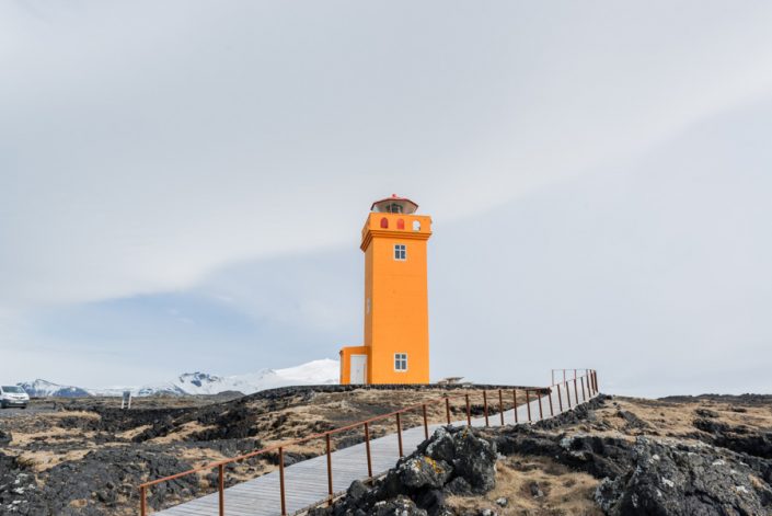 phare orange islande