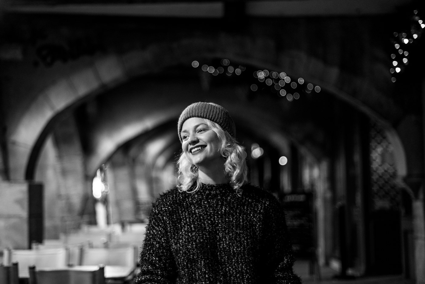 Margaux Gatti Photographe de Metz - La Femme dans la Ville de Metz - Projet Photo Portrait 2019 - Arcades Place St Louis